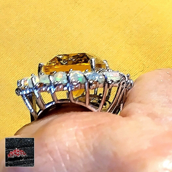 BEAUTY, FIRE & BRILLIANCE. FIRE OPAL SURROUNDS BRAZILIAN CITRINE. STERLING SZ 6. - Picture 6 of 12